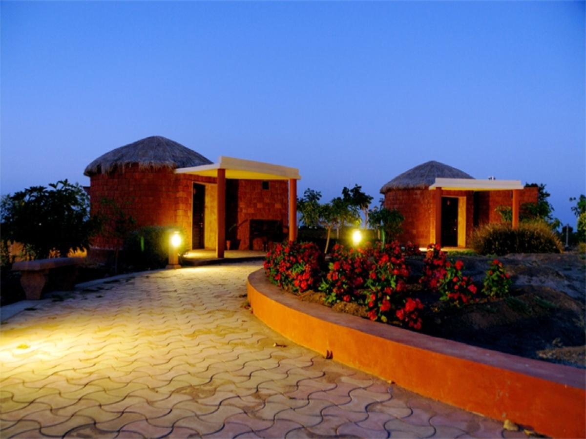 Hotel The Royal Safari Camps Bajāna Exterior foto